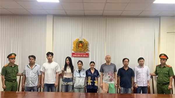Nhóm người Hàn Quốc điều hành đường dây bán dâm cho khách nước ngoài