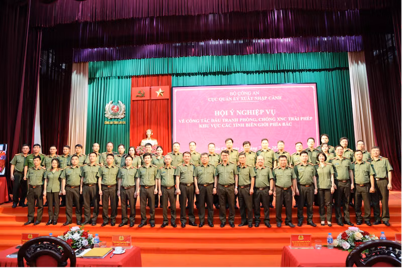 Hội ý nghiệp vụ về công tác đấu tranh phòng, chống xuất nhập cảnh trái phép qua khu vực biên giới phía Bắc -0