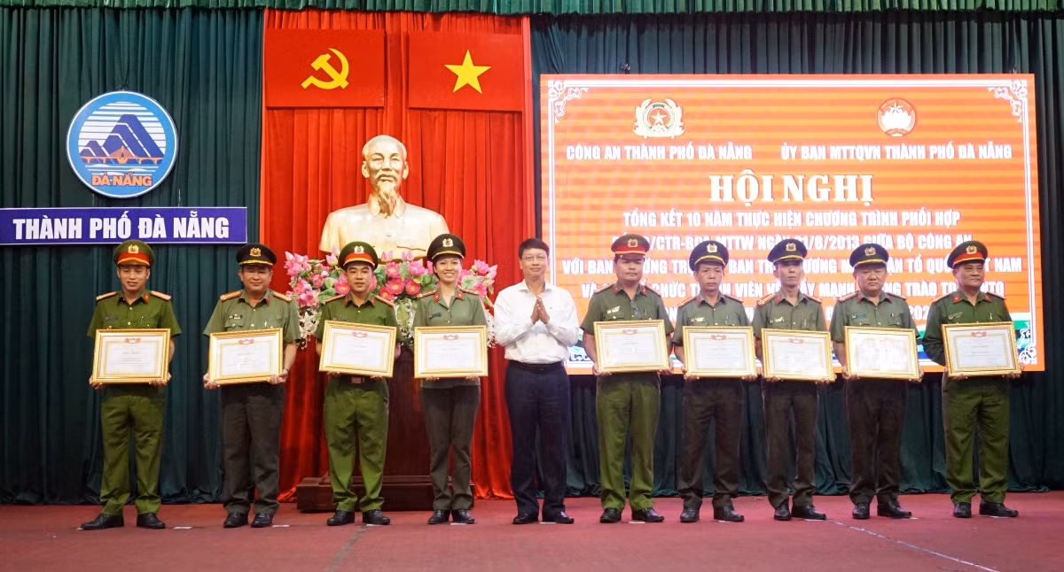 Tiếp tục đổi mới phong trào “Toàn dân bảo vệ an ninh Tổ quốc” tại Đà Nẵng -0