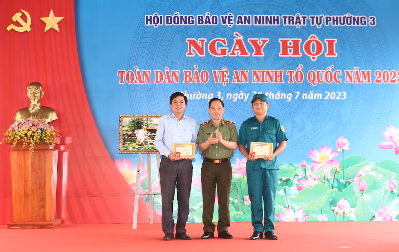 Nhiều mô hình hiệu quả, điển hình tiên tiến trong phong trào toàn dân bảo vệ An ninh Tổ quốc -0