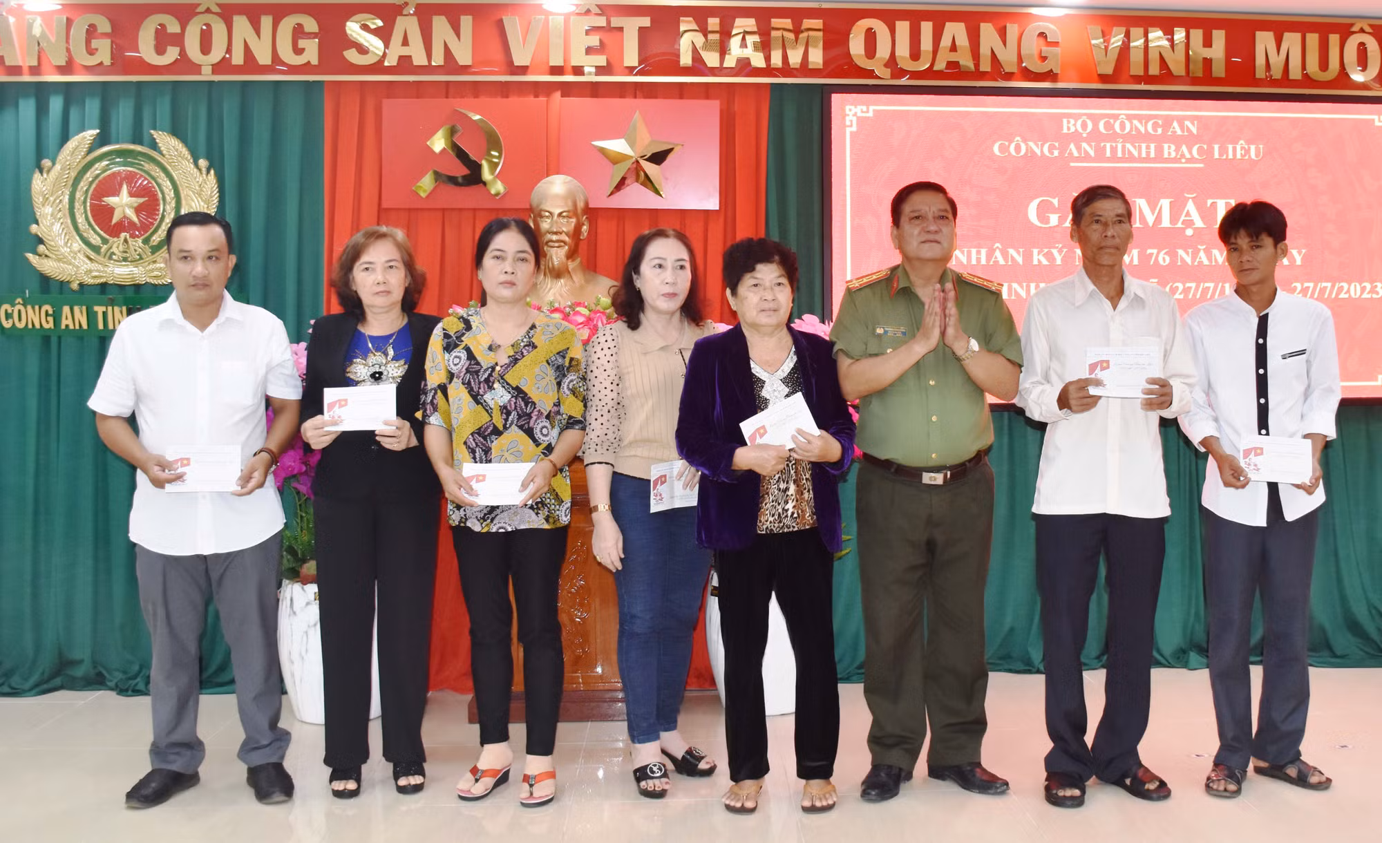 Công an Bạc Liêu gặp mặt kỷ niệm 76 năm Ngày Thương binh – Liệt sỹ -0