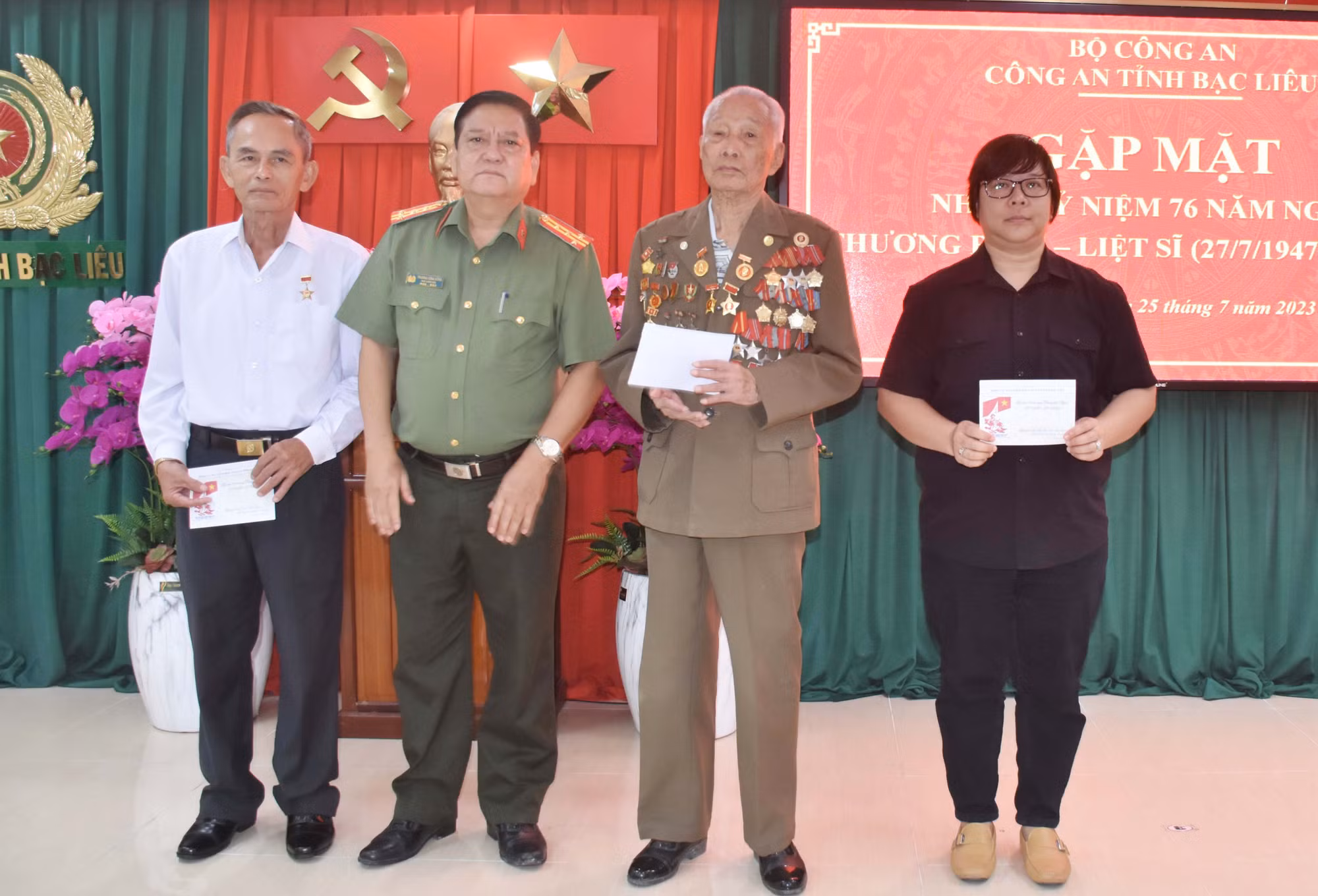 Công an Bạc Liêu gặp mặt kỷ niệm 76 năm Ngày Thương binh – Liệt sỹ -0