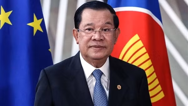 Thủ tướng Campuchia Hun Sen tuyên bố từ chức