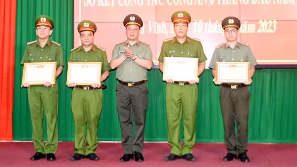 Công an tỉnh Trà Vinh quyết tâm thực hiện thắng lợi Nghị quyết 12 của Bộ Chính trị