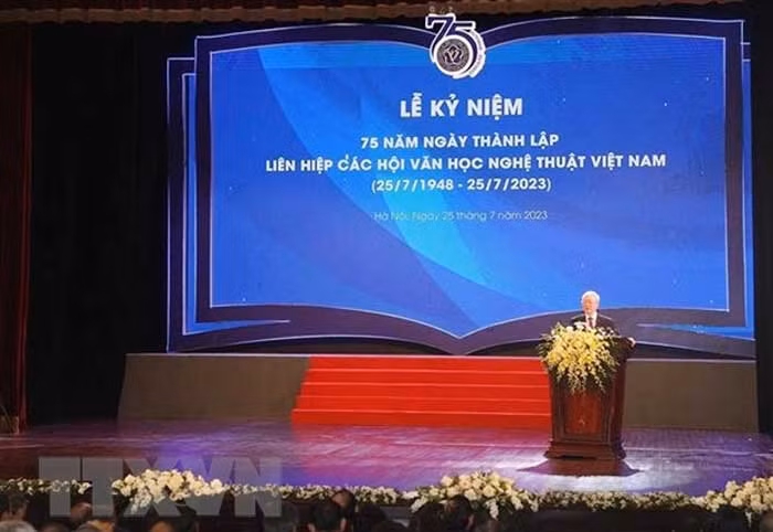 Tổng Bí thư Nguyễn Phú Trọng phát biểu tại lễ kỷ niệm. (Ảnh: Trí Dũng/TTXVN)