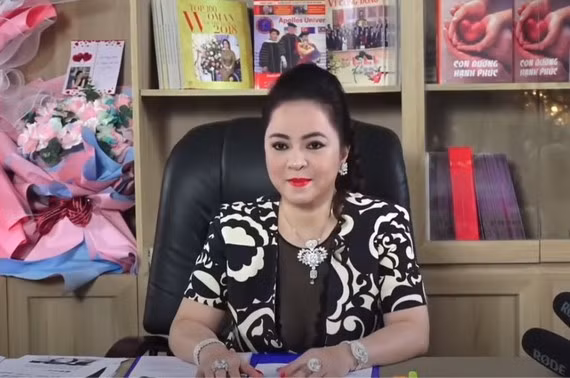 Tiếp tục điều tra, thu thập chứng cứ để xử lý các đối tượng đăng tải thông tin xúc phạm bà Nguyễn Phương Hằng -0