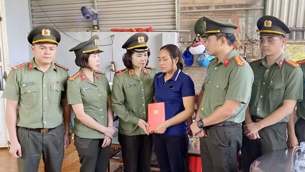 Các tổ chức đoàn thể CAND tri ân gia đình thương binh, liệt sĩ tại Đắk Lắk