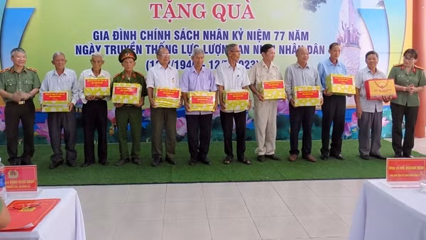 Công an Quảng Nam làm tốt công tác đền ơn đáp nghĩa