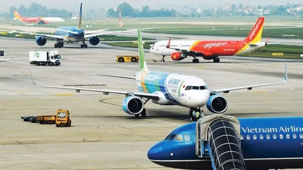 Kiến nghị tháo gỡ vướng mắc khi hành khách dùng tài khoản định danh đi máy bay