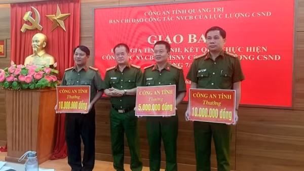 Triệt phá đường dây đánh bạc hàng chục tỷ đồng trên mạng