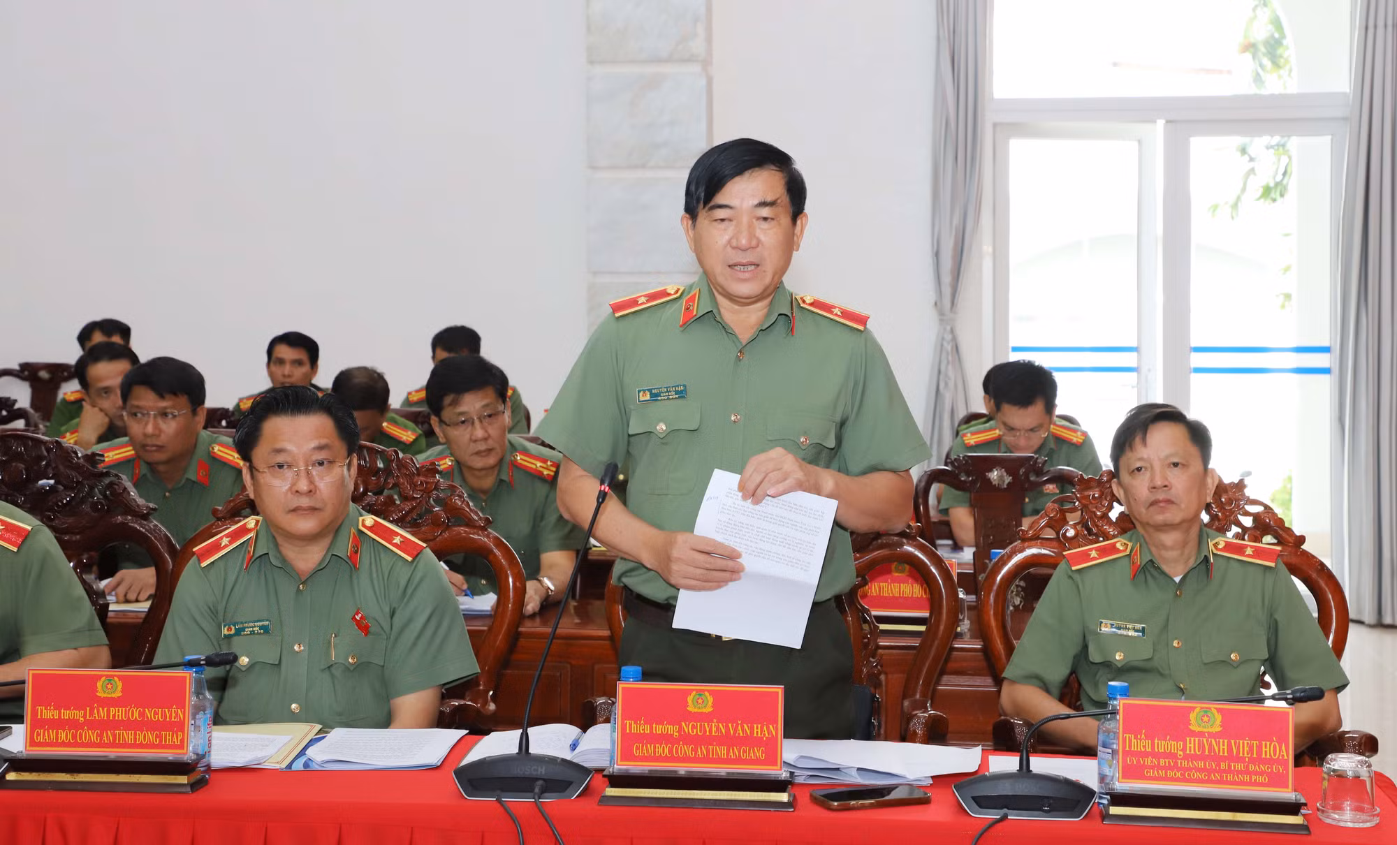 Bảo đảm vững chắc ANTT vùng Tây Nam Bộ -1