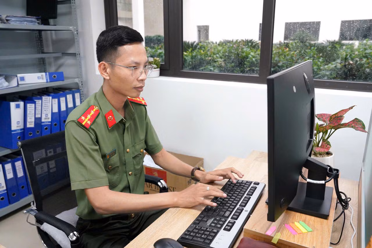 Dấu ấn thầm lặng của những người lính “tham mưu” -0