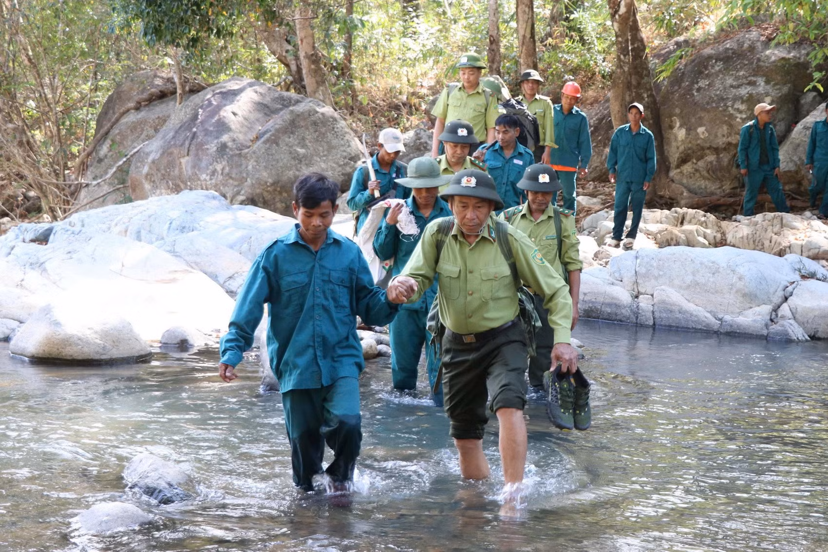 Khánh Hòa siết chặt phòng, chống cháy rừng trong mùa khô -0