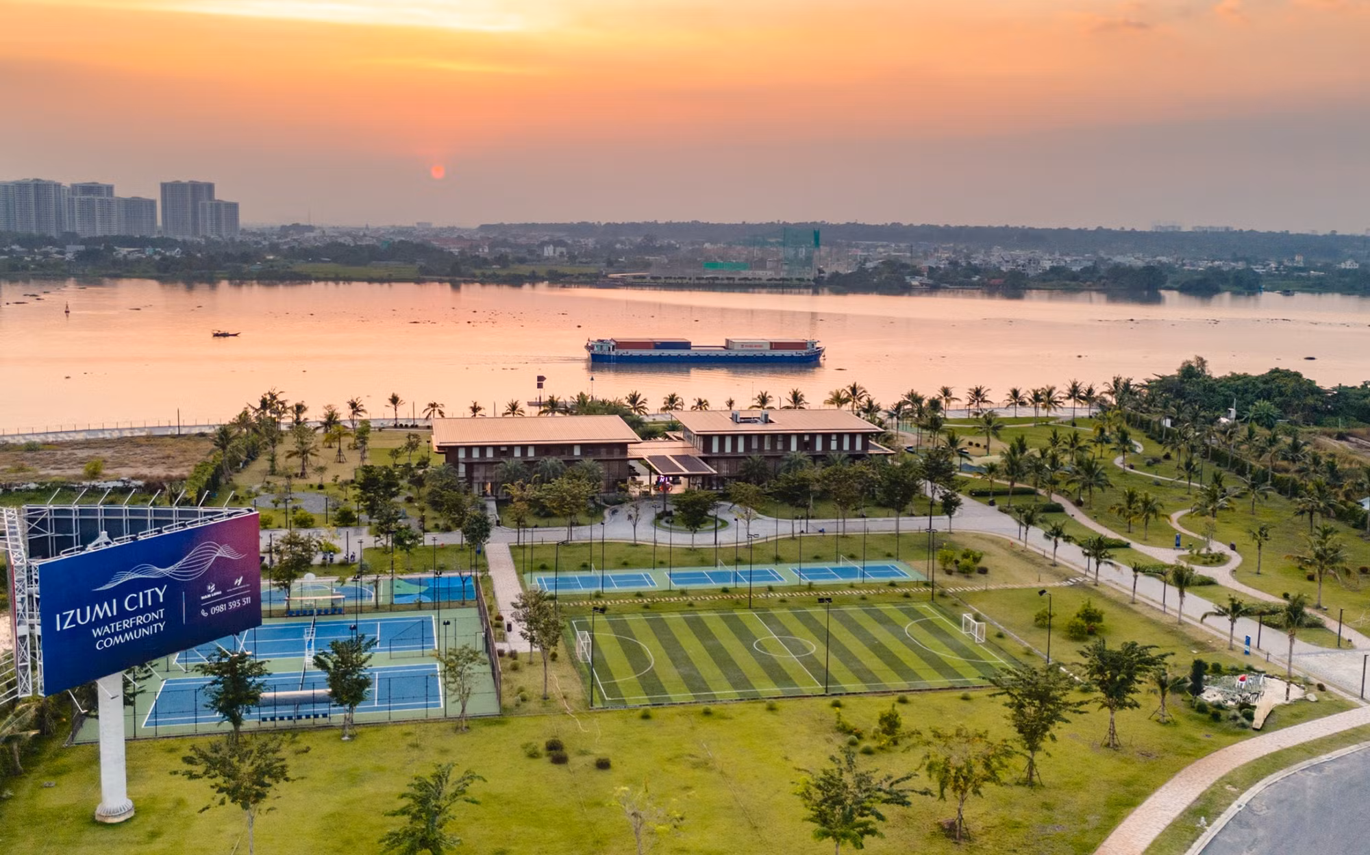 Nam Long giữ vững vị thế Top 2 chủ đầu tư bất động sản uy tín năm 2026 -0