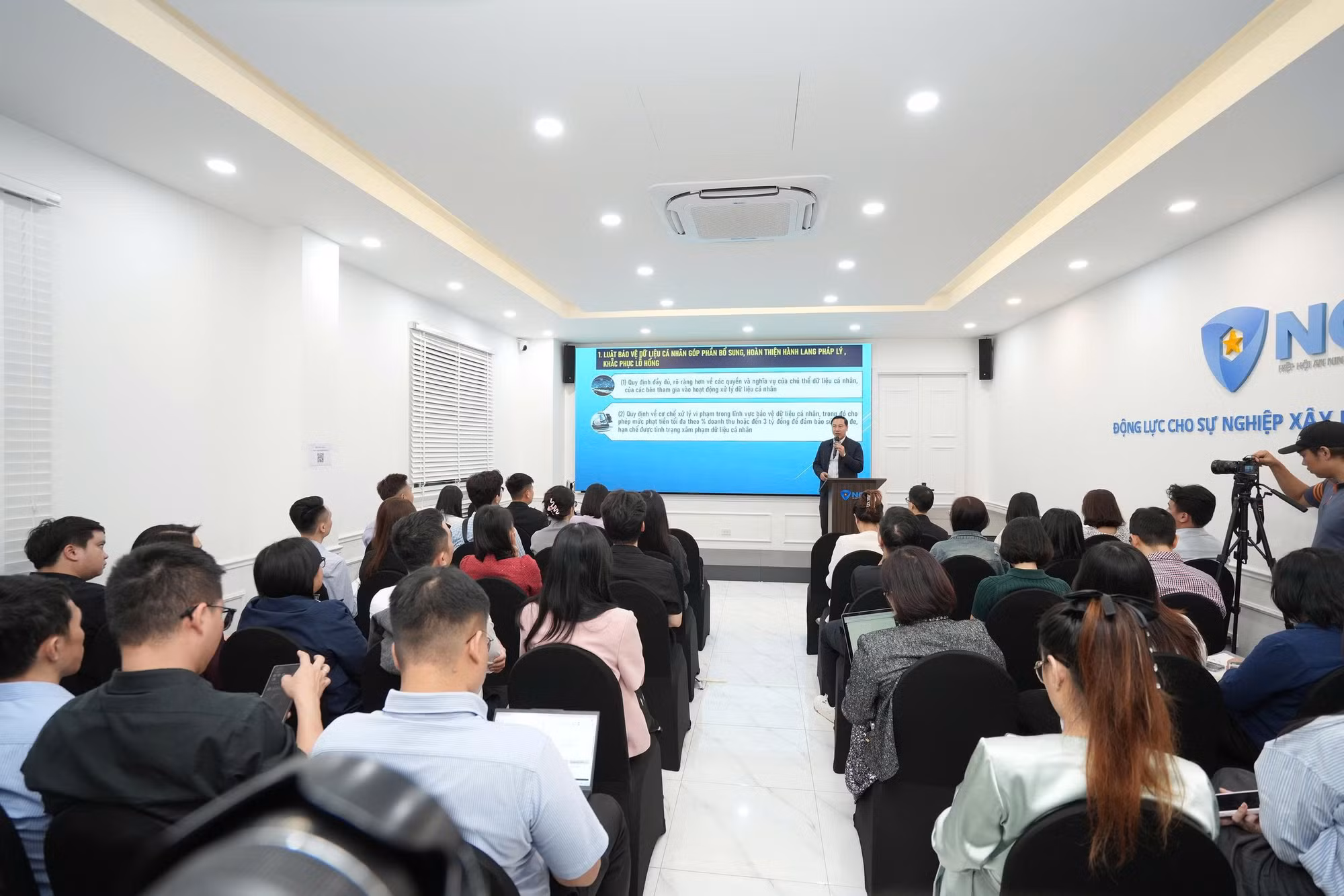Thực thi pháp luật để bảo vệ đúng cách dữ liệu cá nhân tại các doanh nghiệp CNTT -0