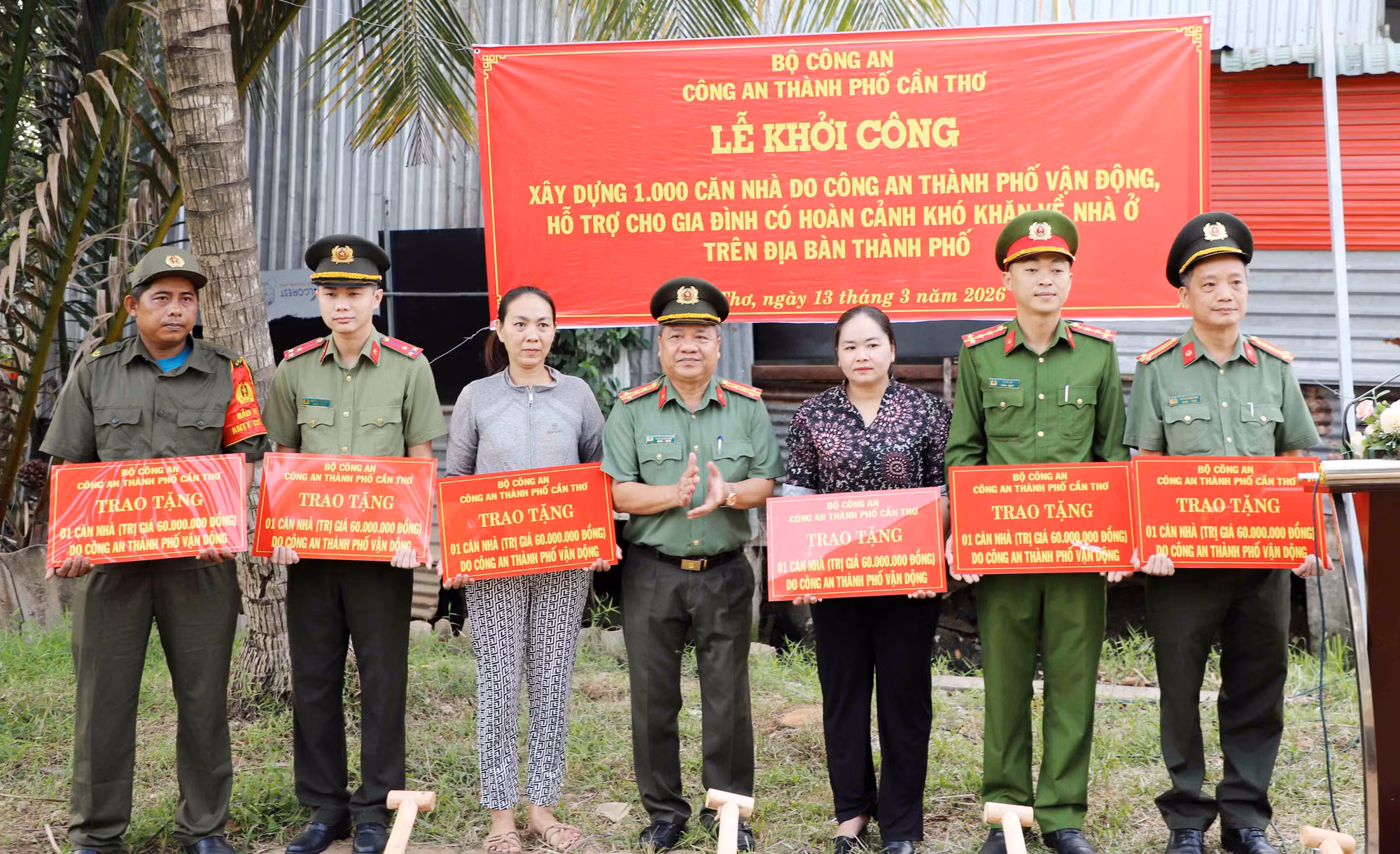 Không chỉ là một căn nhà… -0