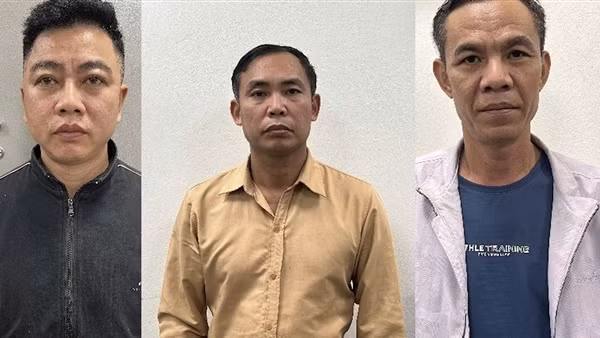 Các đối tượng bán thiên thạch giả 11 tỷ khai gì tại cơ quan Công an?
