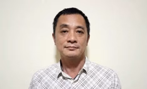 Cán bộ Hải quan nhận hối lộ 8,5 tỷ đồng để doanh nghiệp xuất khẩu lậu gần 28.000 tấn quặng titan -0