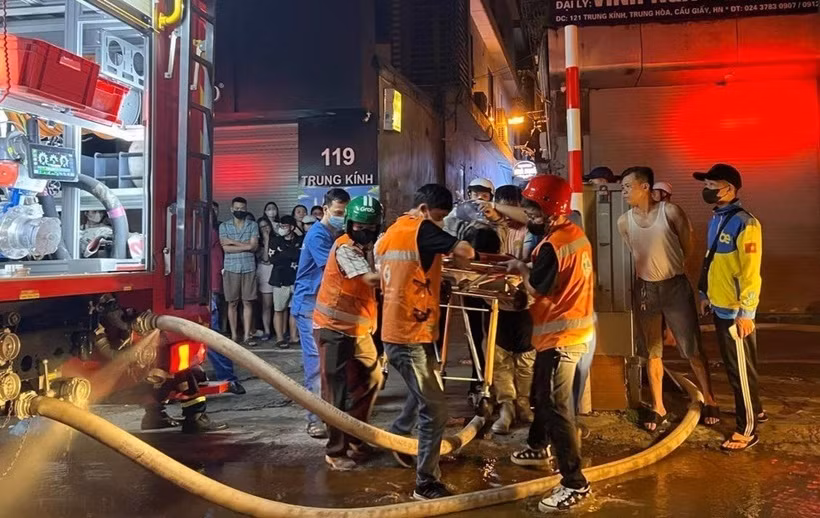 Hoãn xét xử vụ cháy nhà trọ ở Hà Nội khiến 15 người tử vong -0