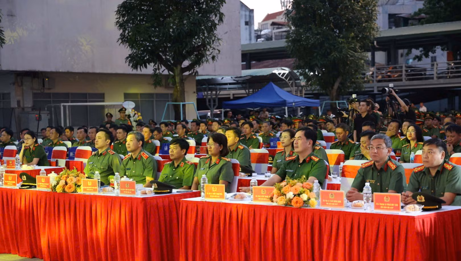 Hành trình “Tiếp lửa truyền thống” và tuyên dương “Gương mặt trẻ Công an TP Hồ Chí Minh tiêu biểu” -0