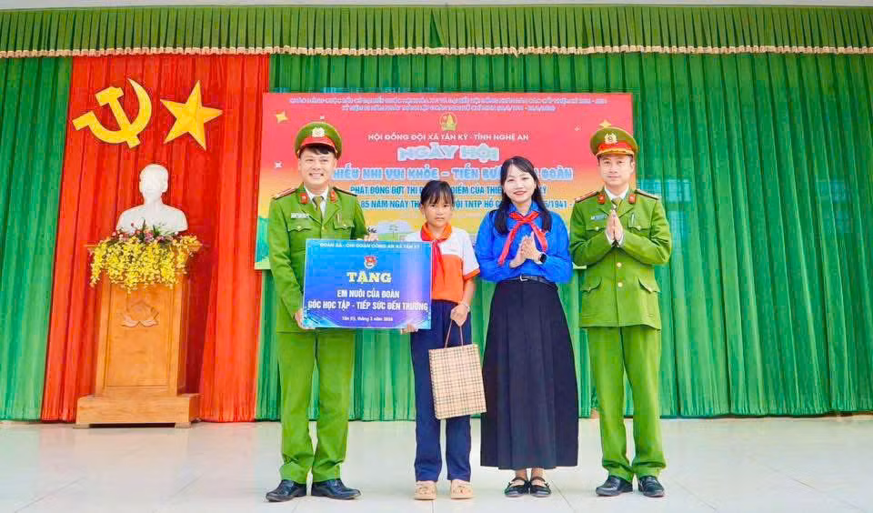 Tuổi trẻ Công an Nghệ An xung kích lập công, vì bình yên cuộc sống -0