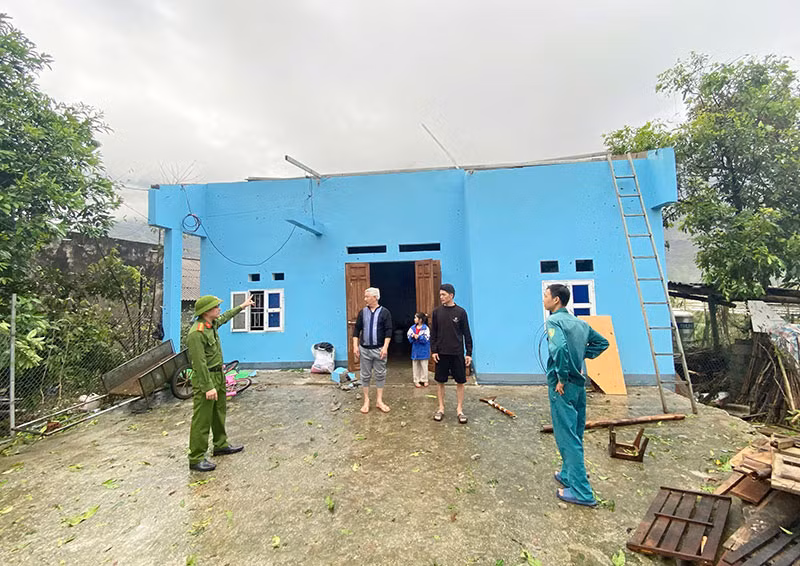 Khẩn trương hỗ trợ nhân dân khắc phục hậu quả thiên tai, mưa đá ở Tuyên Quang -0