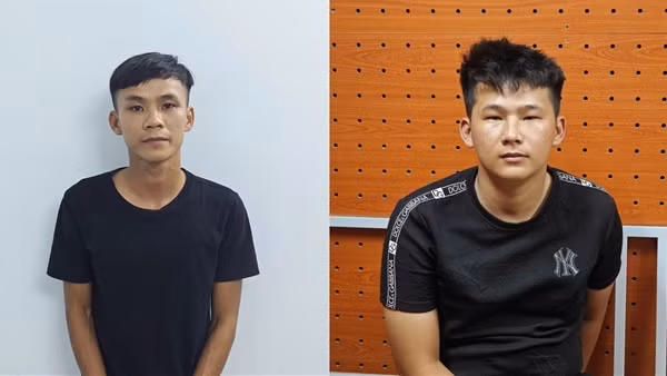 Thêm 4 đối tượng nhóm dàn cảnh cướp giật tại Liên Hoa Bảo Tháp ra đầu thú