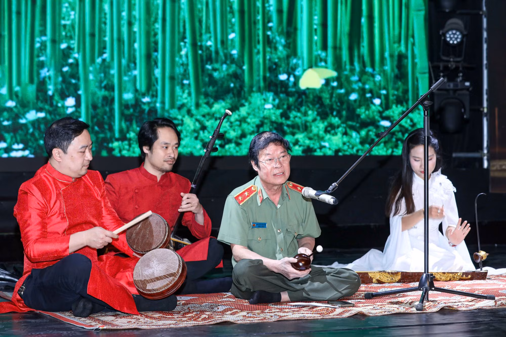 Nhà thơ Nguyễn Hữu Quý đoạt Giải Nhất Cuộc thi thơ “Xuân mới” -0