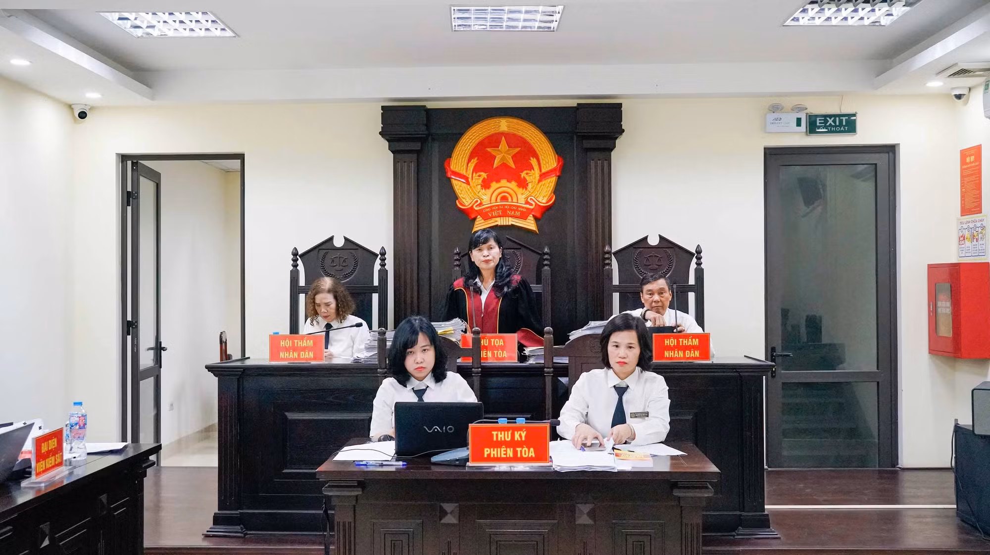 Cựu Hiệu trưởng Trường THCS Ba Đình bị tuyên phạt 36 tháng tù -0