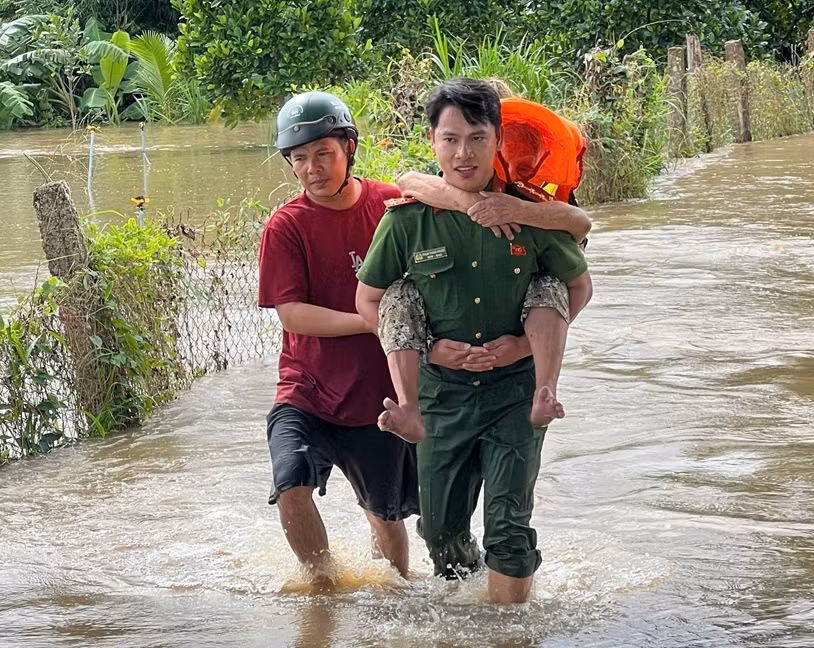 &nbsp;“Tôi làm Công an xã”: &nbsp;Hành trình đẹp nhất là được sống, được cống hiến! -0