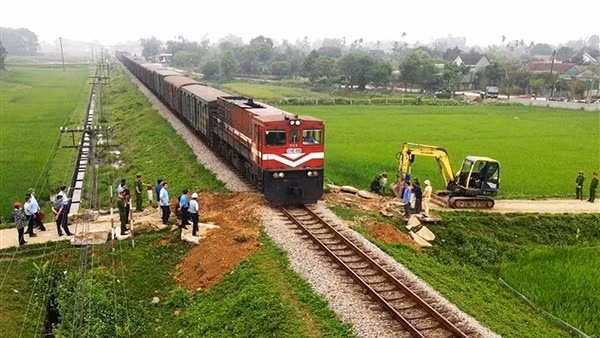 Lối đi tự mở giao cắt qua đường sắt, ẩn họa chực chờ