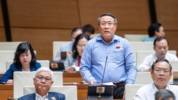 Tập trung tháo gỡ "điểm nghẽn" thể chế và nguồn nhân lực