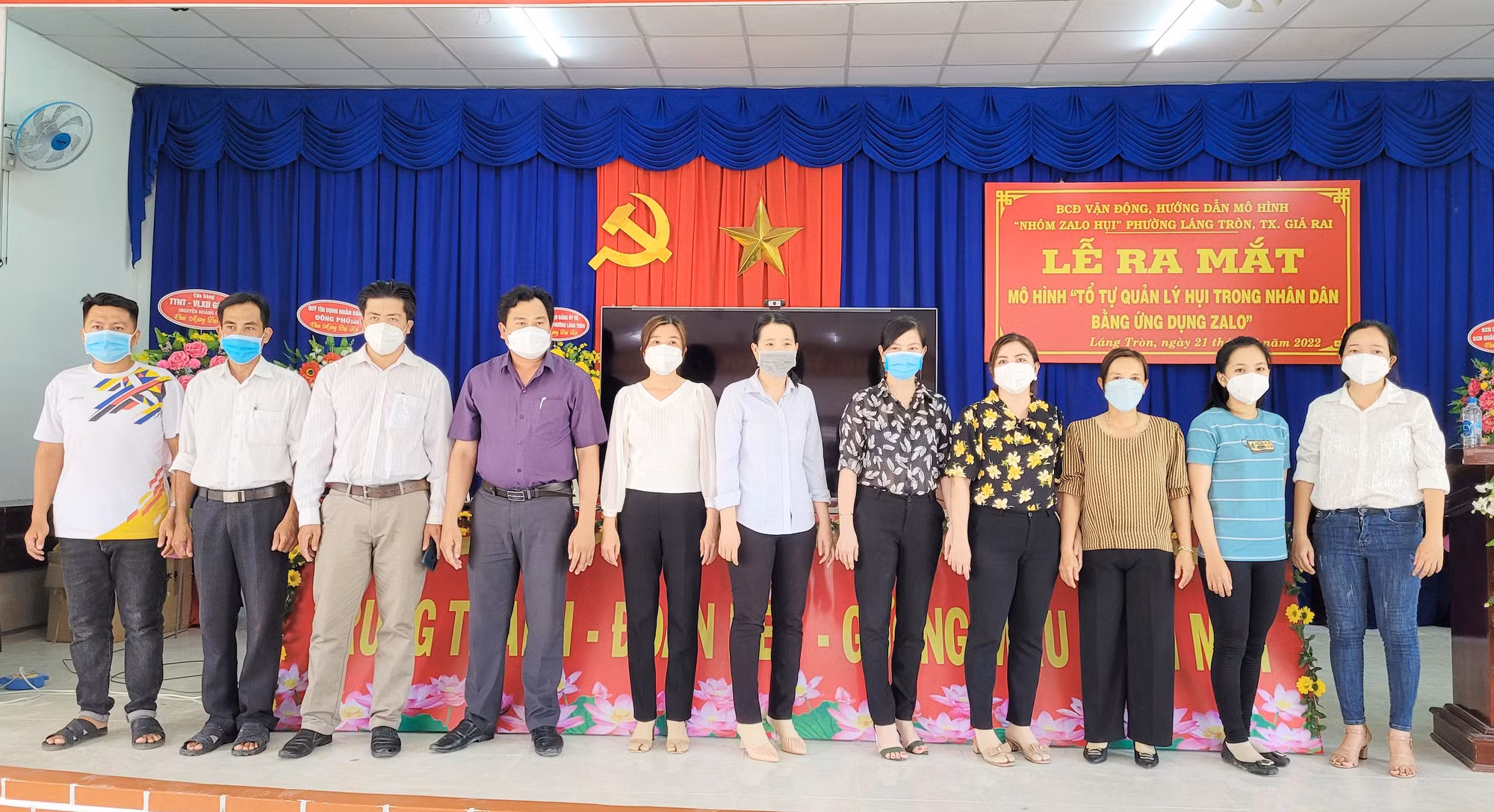 Nhân rộng mô hình “Tổ tự quản lý hụi bằng Zalo” -0