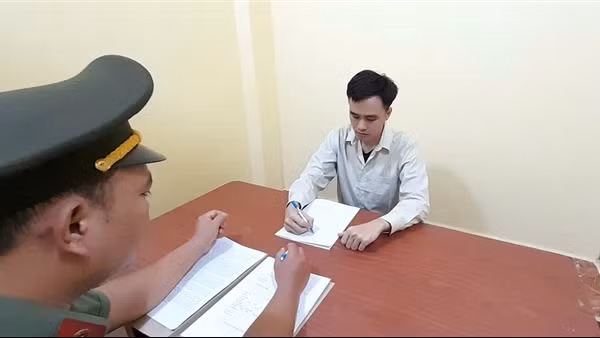 Khởi tố, bắt tạm giam đối tượng tuyên truyền chống phá Nhà nước