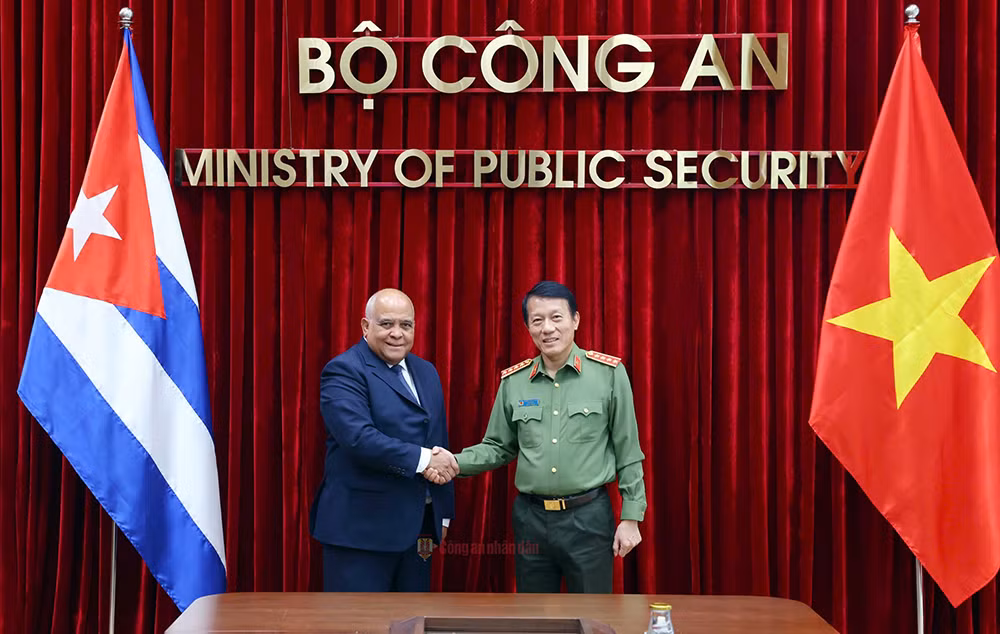 Không ngừng củng cố mối quan hệ bền chặt giữa Bộ Công an Việt Nam và Bộ Nội vụ Cuba -0