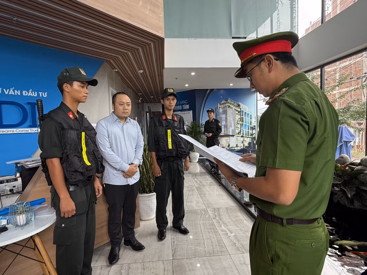 Khám xét khẩn cấp trụ sở và Sở giao dịch GFDI tại Đà Nẵng -0