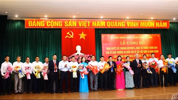 Phú Yên công bố Nghị quyết của Quốc hội sắp xếp lại các xã, phường ở TP Tuy Hòa