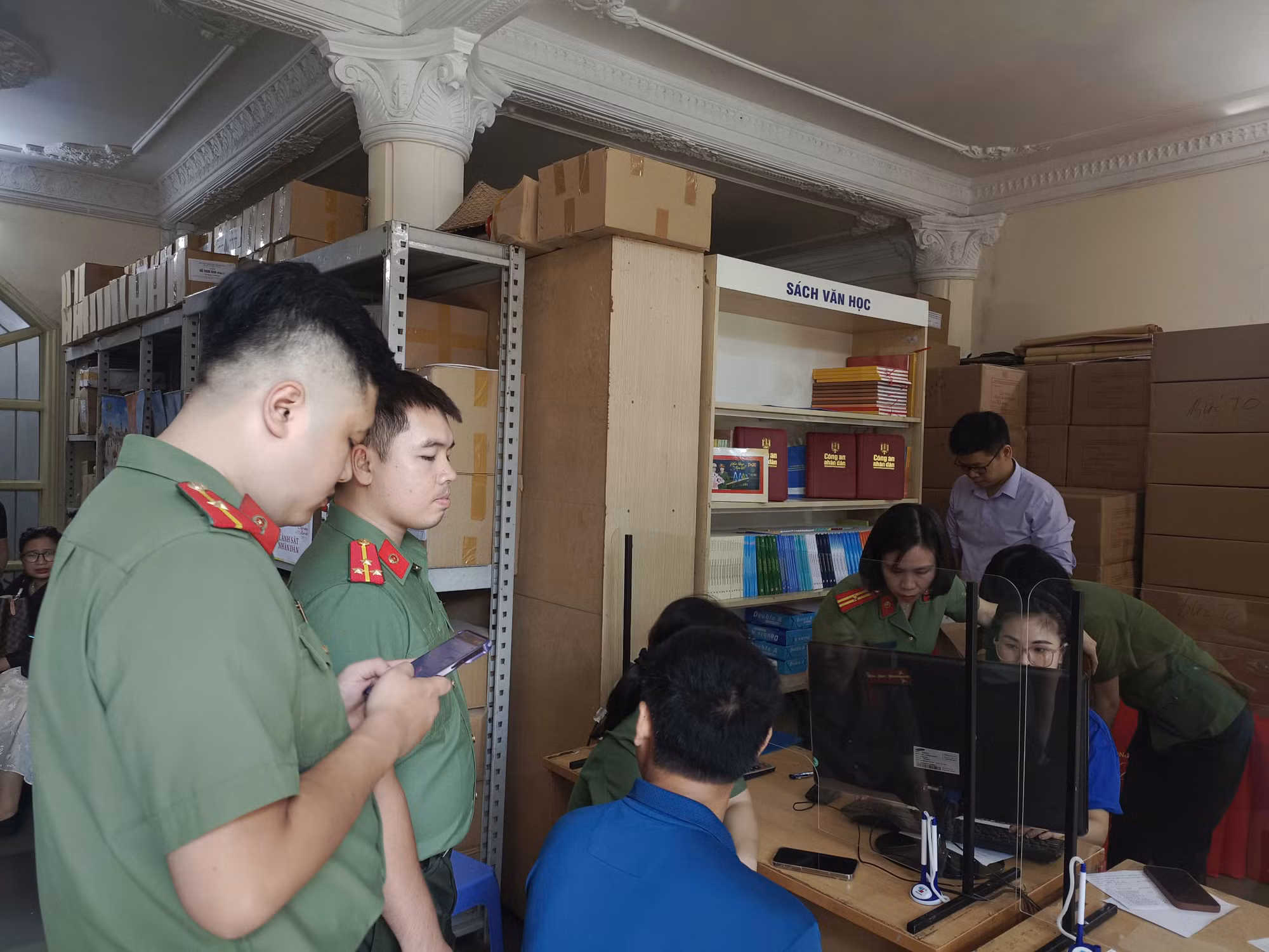 Lịch Công an Nhân dân năm 2025 rộn ràng “vào mùa” -0