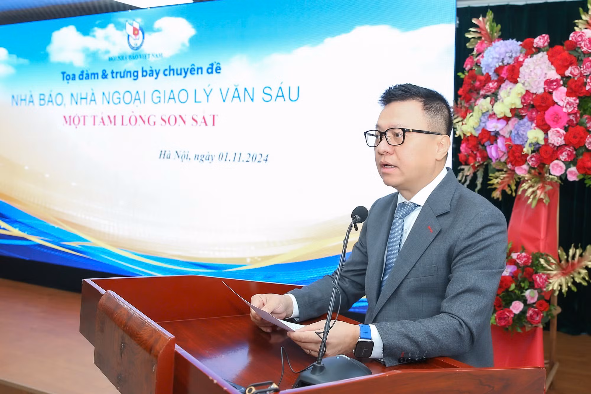 Toạ đàm và trưng bày “Nhà báo, nhà ngoại giao Lý Văn Sáu: Một tấm lòng son sắt” -0