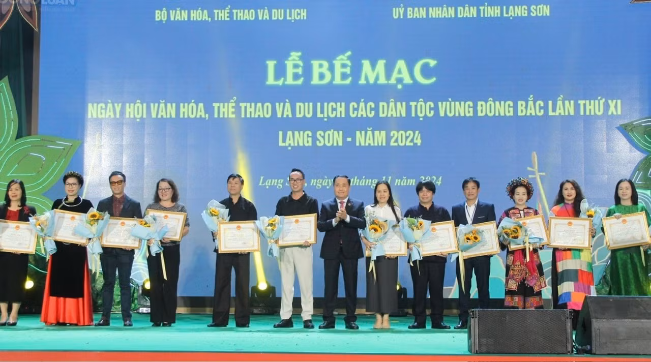 Ngày hội Văn hóa thể thao và du lịch các dân tộc vùng Đông Bắc lần thứ XI để lại nhiều ấn tượng đẹp -0