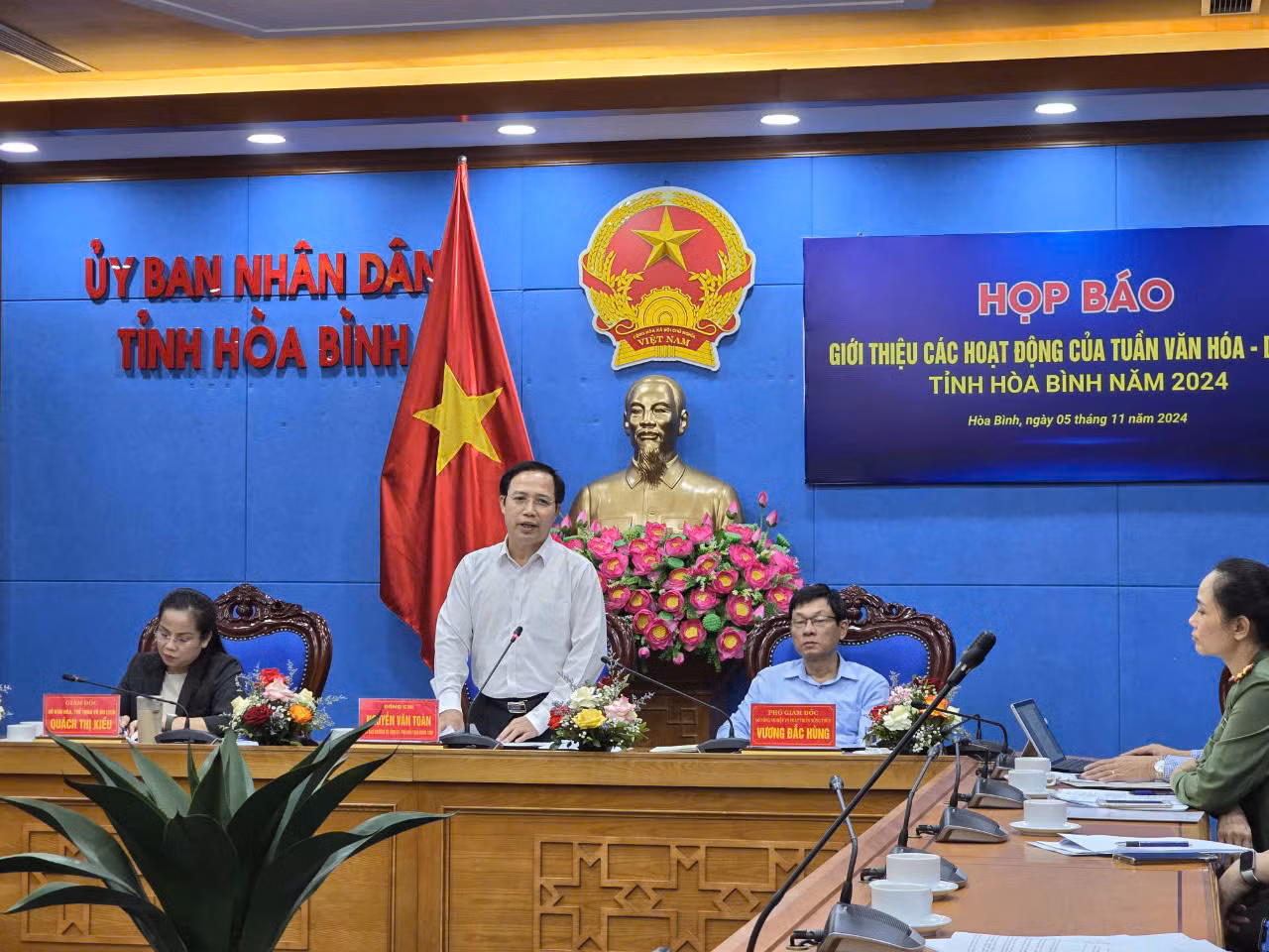 Huy động hơn 300 cán bộ, chiến sĩ đảm bảo an ninh trật tự Tuần Văn hóa – Du lịch tỉnh Hòa Bình năm 2024 -0