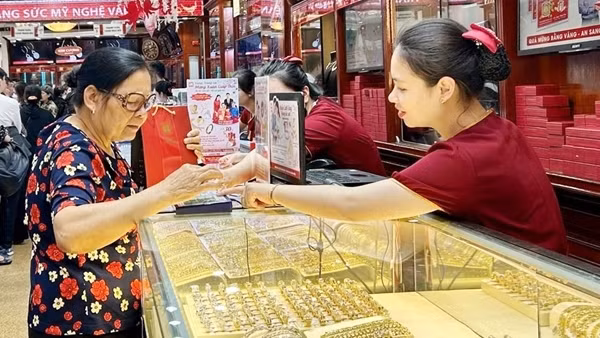 Ngân hàng Nhà nước sẽ tiếp tục cân nhắc can thiệp thị trường vàng