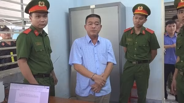 Lừa “chạy” không bị cưỡng chế nhà xây dựng trái phép để chiếm đoạt tiền
