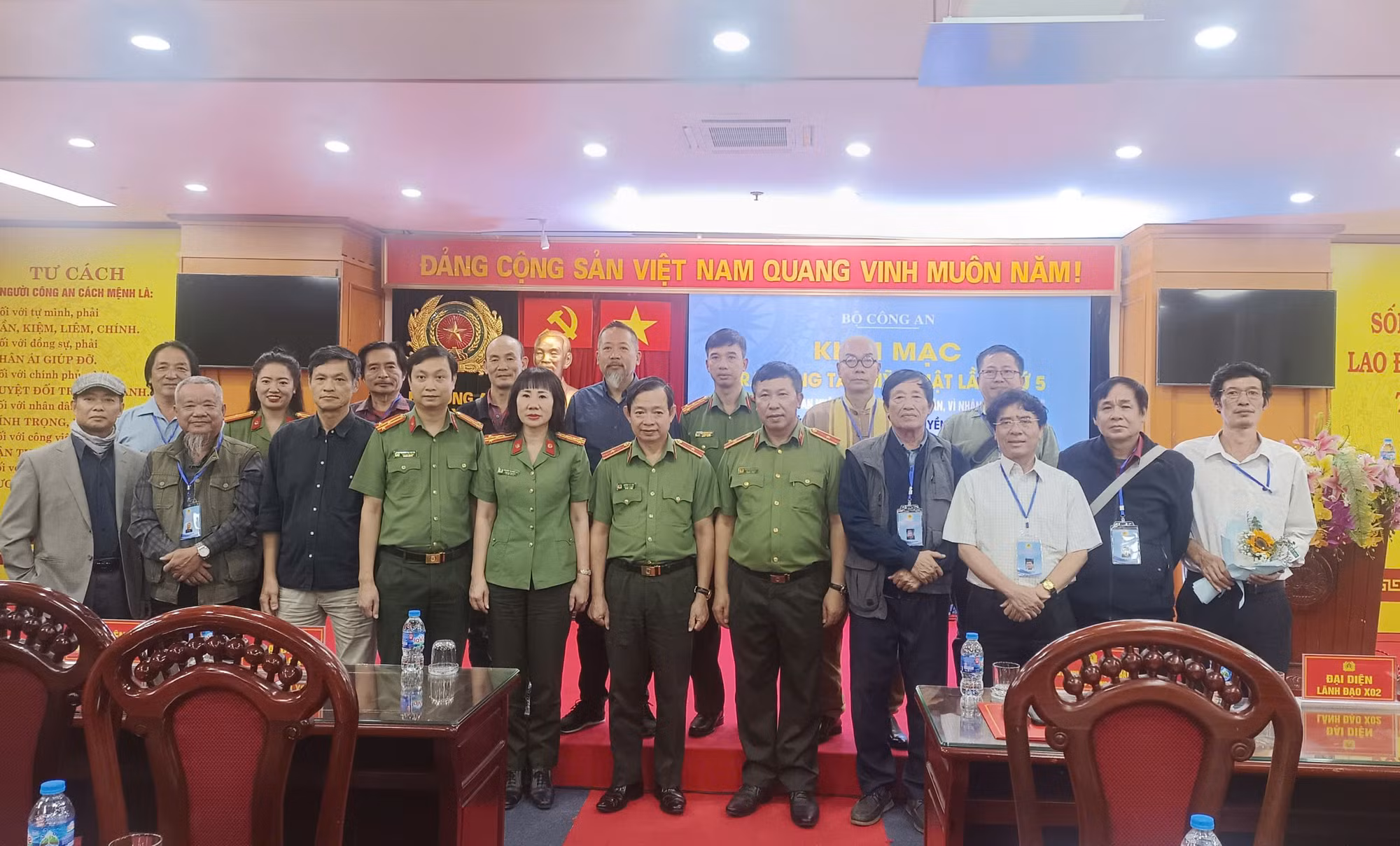 Khai mạc Trại sáng tác Mỹ thuật “Công an nhân dân vì nước quên thân vì dân phục vụ” lần 5 -0