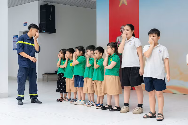 37.856 lượt đoàn viên thanh niên Công an TP, tham gia tuyên truyền, phổ biến pháp luật về PCCC & CNCH -0