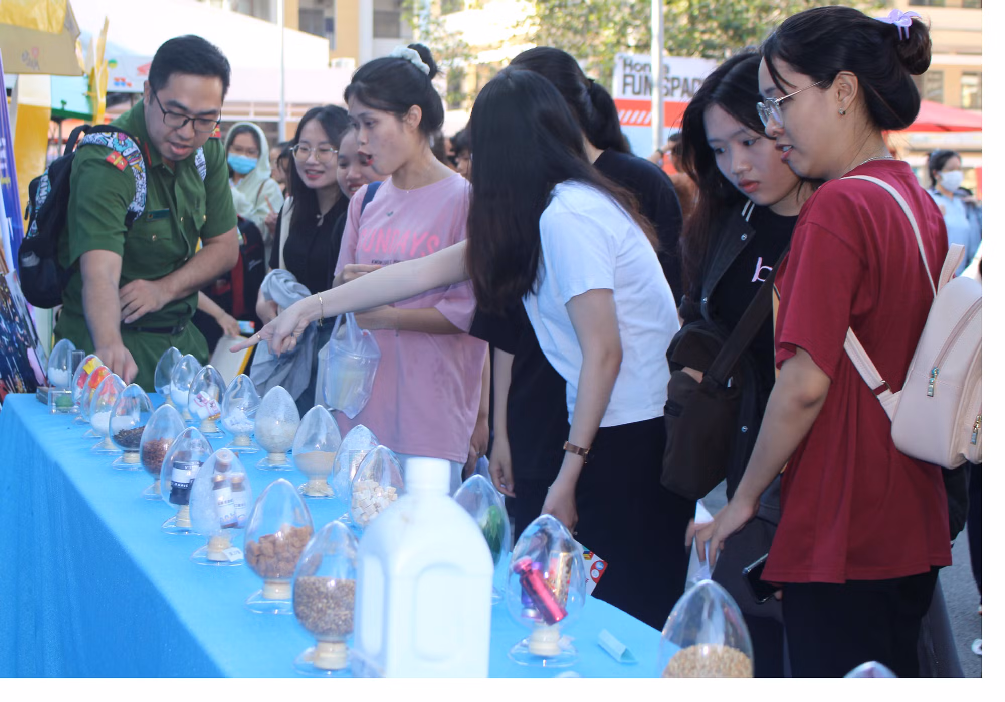 Ban Thanh niên CAND phối hợp tuyên truyền phòng chống ma túy trong học sinh, sinh viên -0