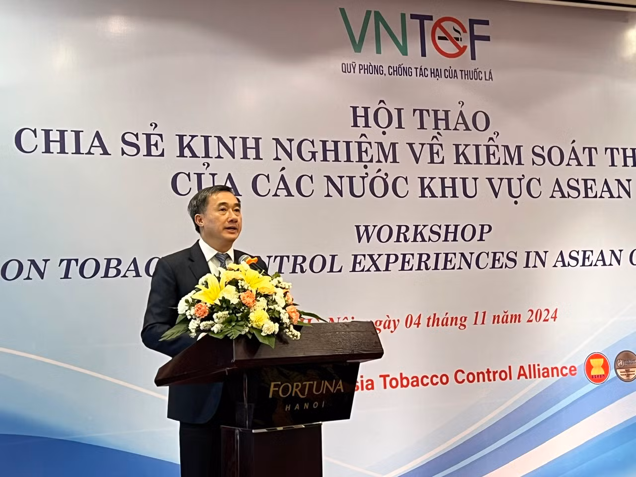Tăng gấp đôi học sinh sử dụng thuốc lá điện tử trong 1 năm -0