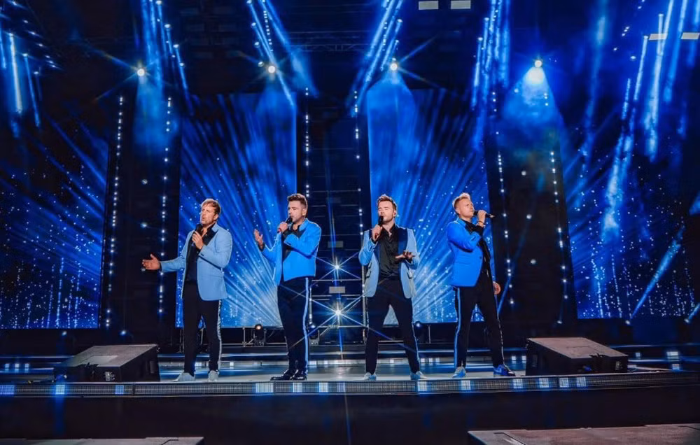 1 westlife.jpg -0