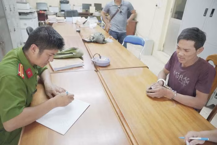 Vụ sát hại chủ quán cà phê, cướp tài sản: 72 giờ truy bắt hung thủ -0