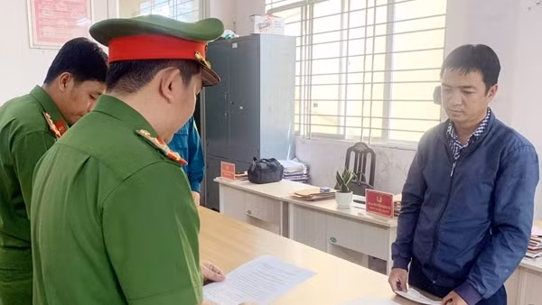 Lừa đáo hạn, nhân viên ngân hàng lừa đảo chiếm đoạt tiền tỷ